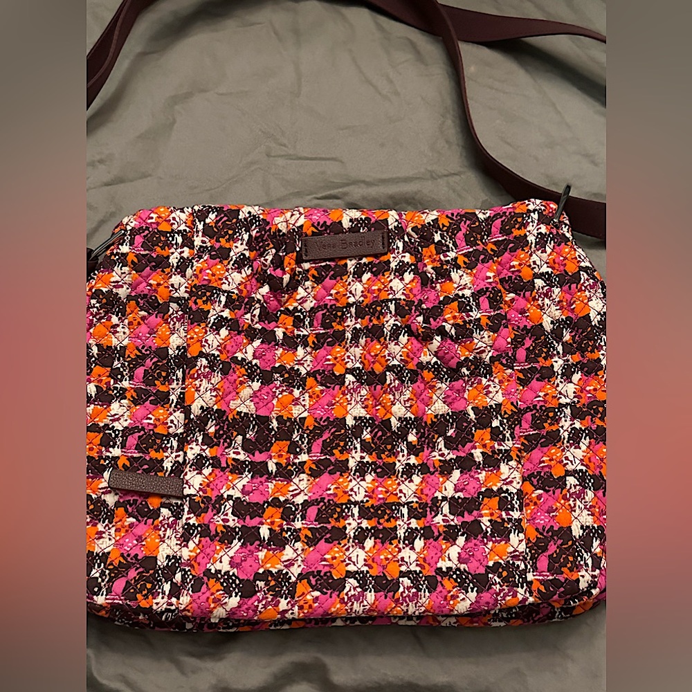 Vera Bradley Houndstooth Crossbody w/ Phone Charging Pocket